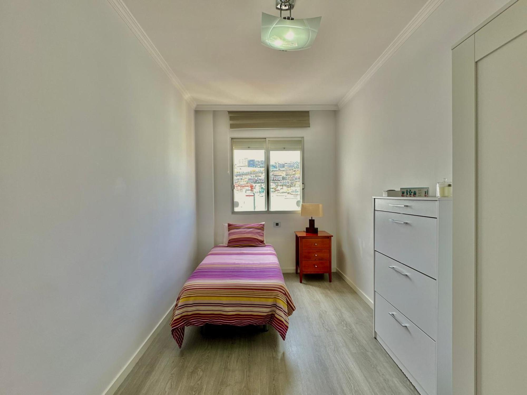 Hostiguest Coliving Leon Y Castillo Pensión *